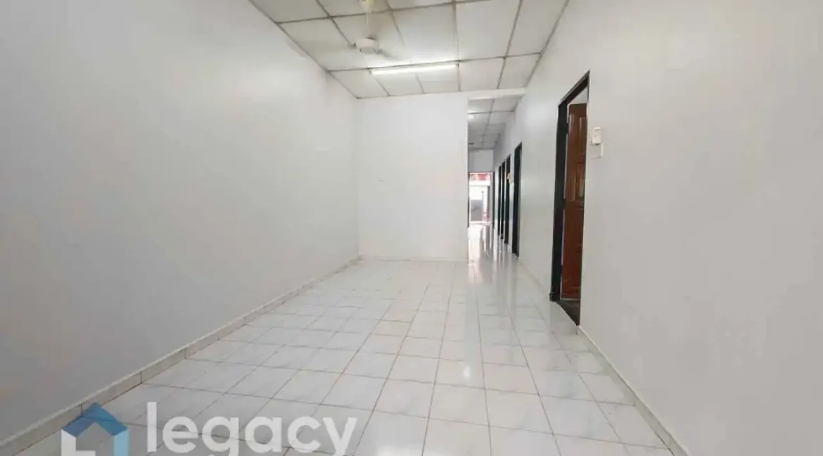 teres-setingkat-untuk-dijual-di-fasa-2i-seri-manjung-05-1