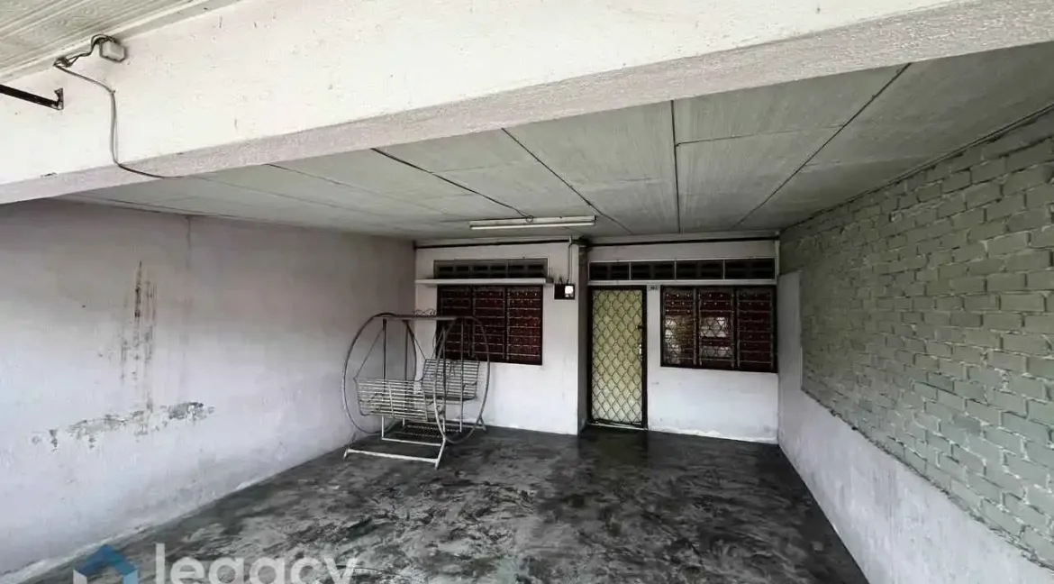 teres-setingkat-untuk-dijual-di-taman-desa-aman-teluk-intan-perak-03