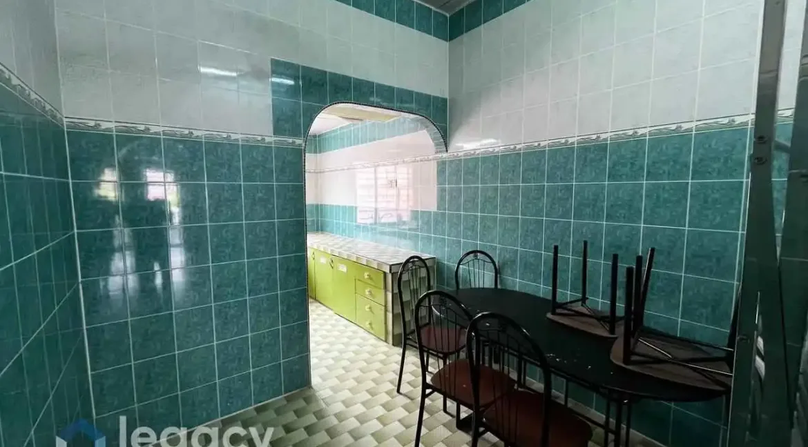 teres-setingkat-untuk-dijual-di-taman-desa-aman-teluk-intan-perak-07