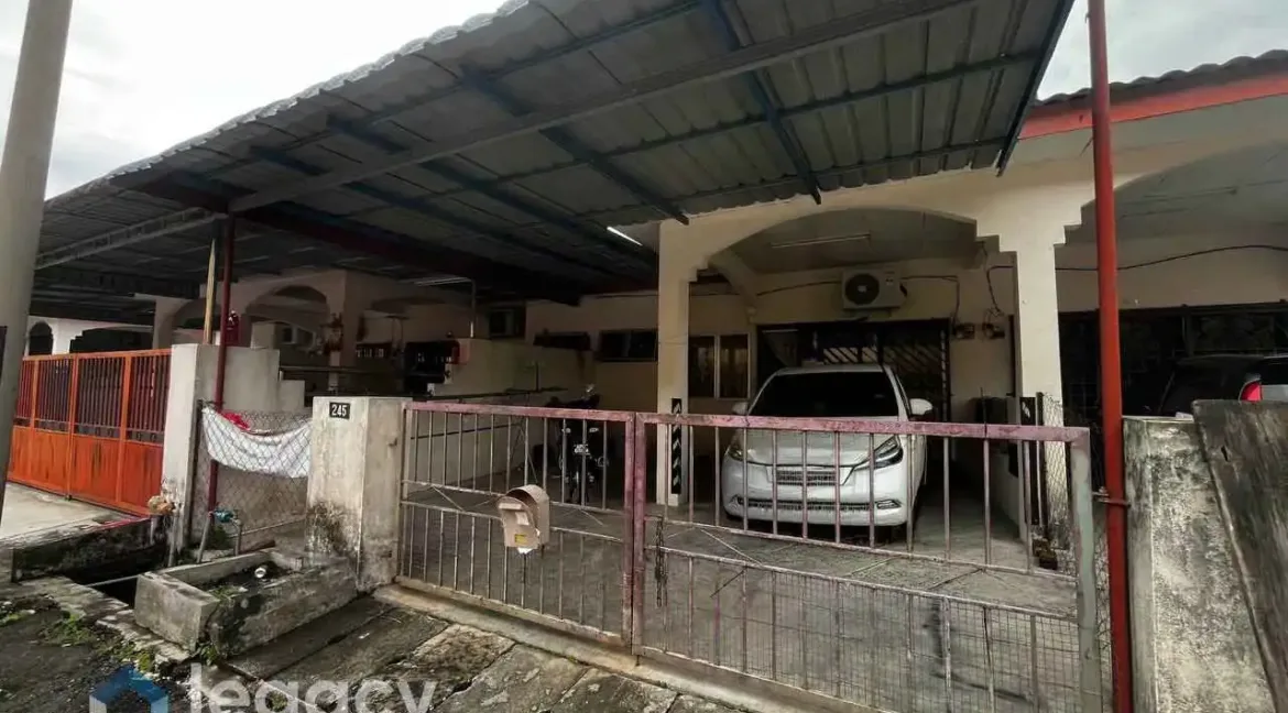teres-setingkat-untuk-dijual-di-taman-makmur-sungai-siput-02