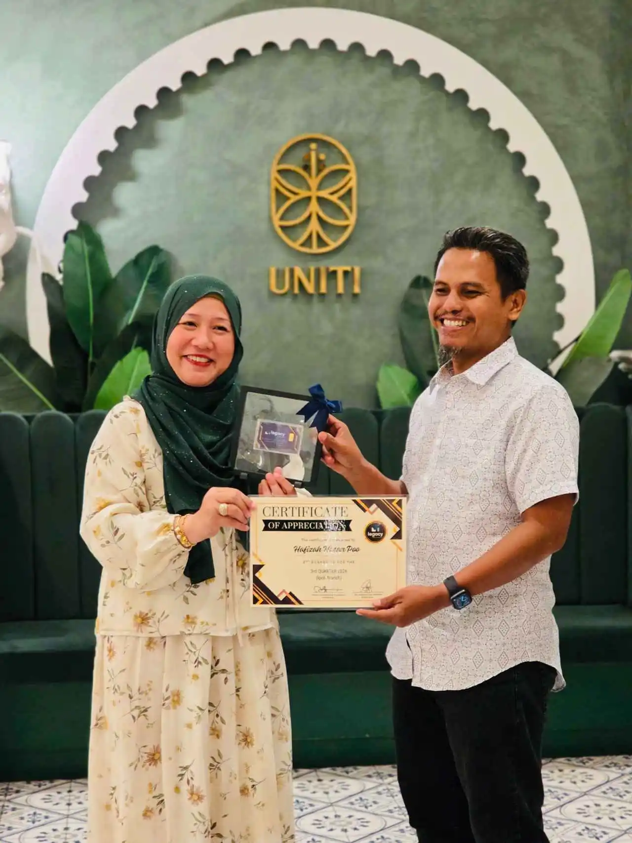 Penyampaian Anugerah 2nd Runner Up Suku 3, 2026, UNITI Republic, Ipoh · 19 Oktober 2026