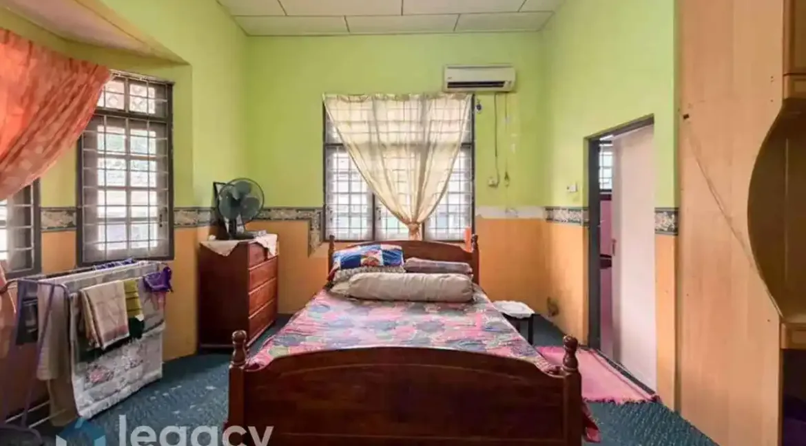banglo-setingkat-untuk-dijual-di-taman-tambun-permai-ipoh-21