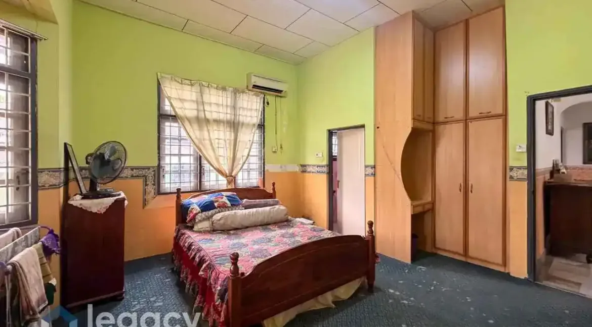 banglo-setingkat-untuk-dijual-di-taman-tambun-permai-ipoh-23