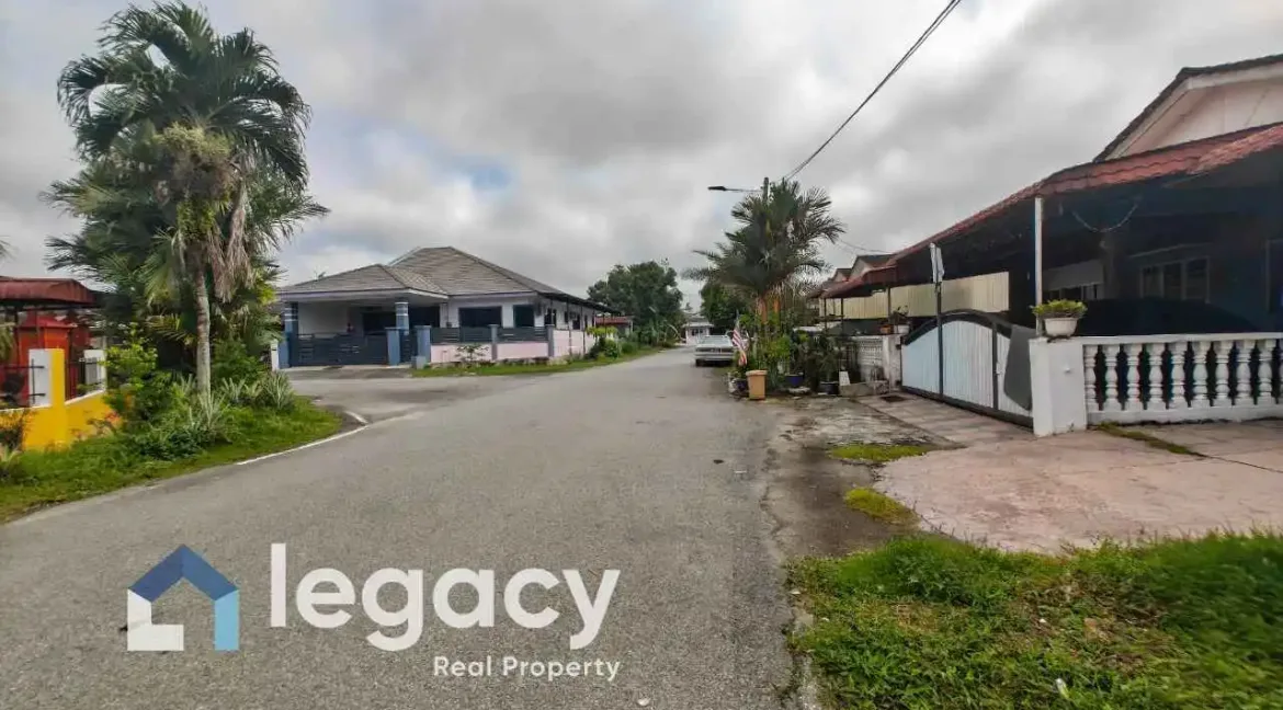 rumah-semi-d-satu-tingkat-taman-sri-temenggor-gerik-08