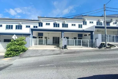 Rumah teres 1.5 tingkat untuk dijual di Taman Bernam Perdana, Muallim, Perak