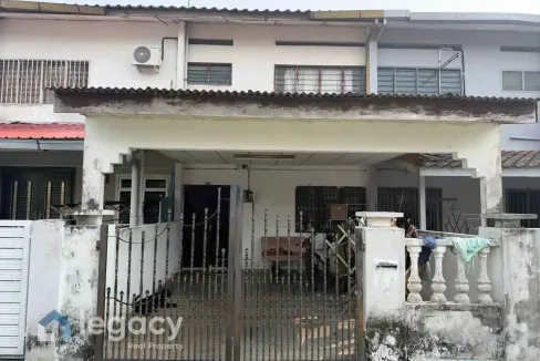 Rumah teres 2 tingkat untuk dijual di Taman Indah, Kampar, Perak