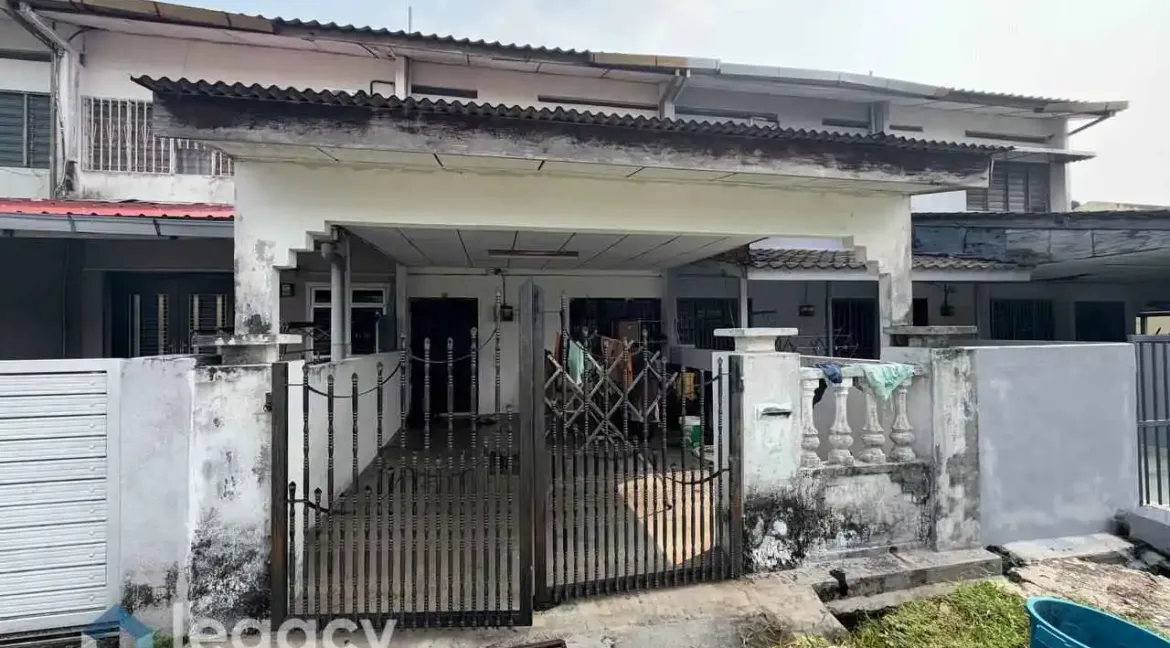 rumah-teres-2-tingkat-taman-indah-mambang-diawan-kampar-03