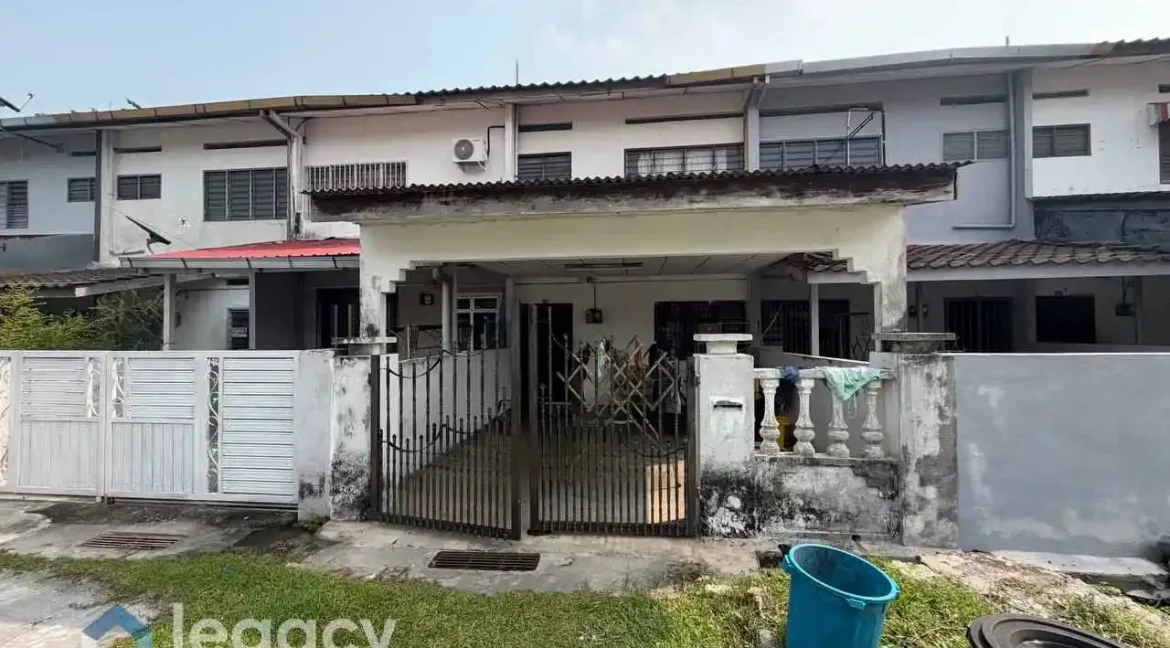 rumah-teres-2-tingkat-taman-indah-mambang-diawan-kampar-04