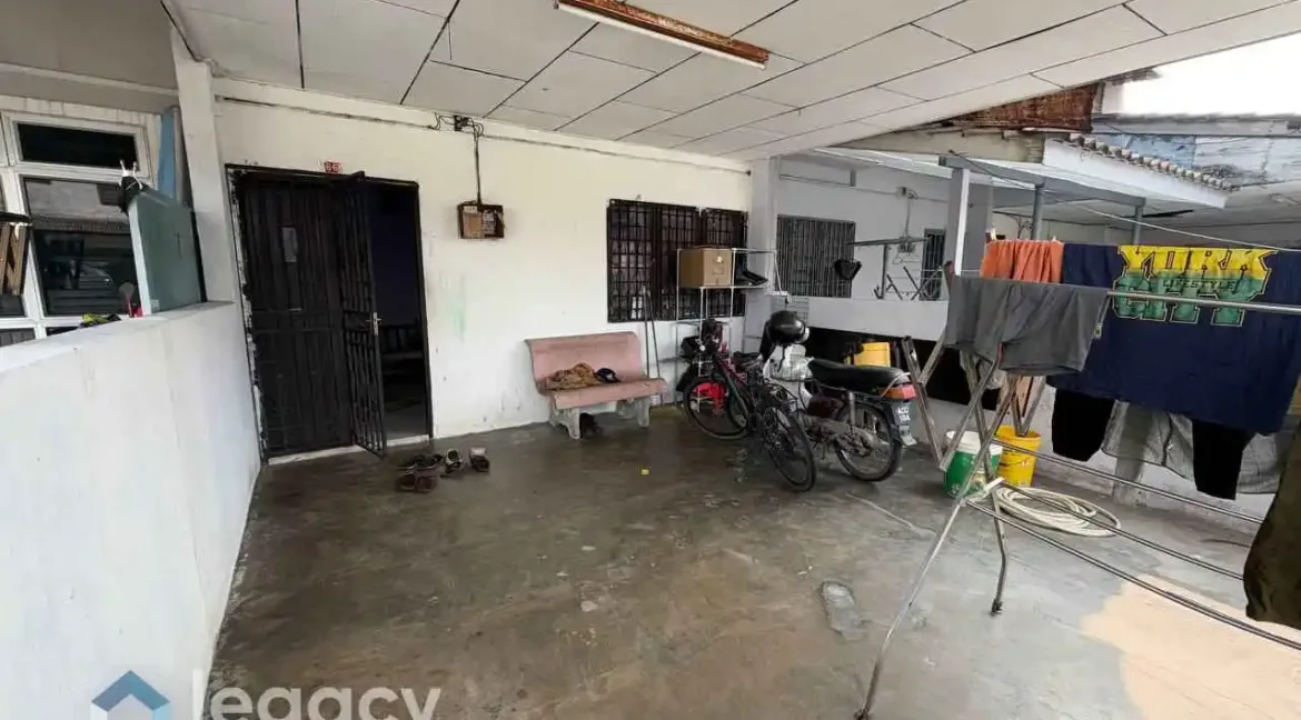 rumah-teres-2-tingkat-taman-indah-mambang-diawan-kampar-05