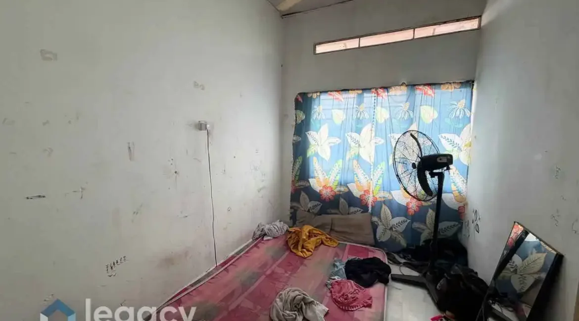 rumah-teres-2-tingkat-taman-indah-mambang-diawan-kampar-19