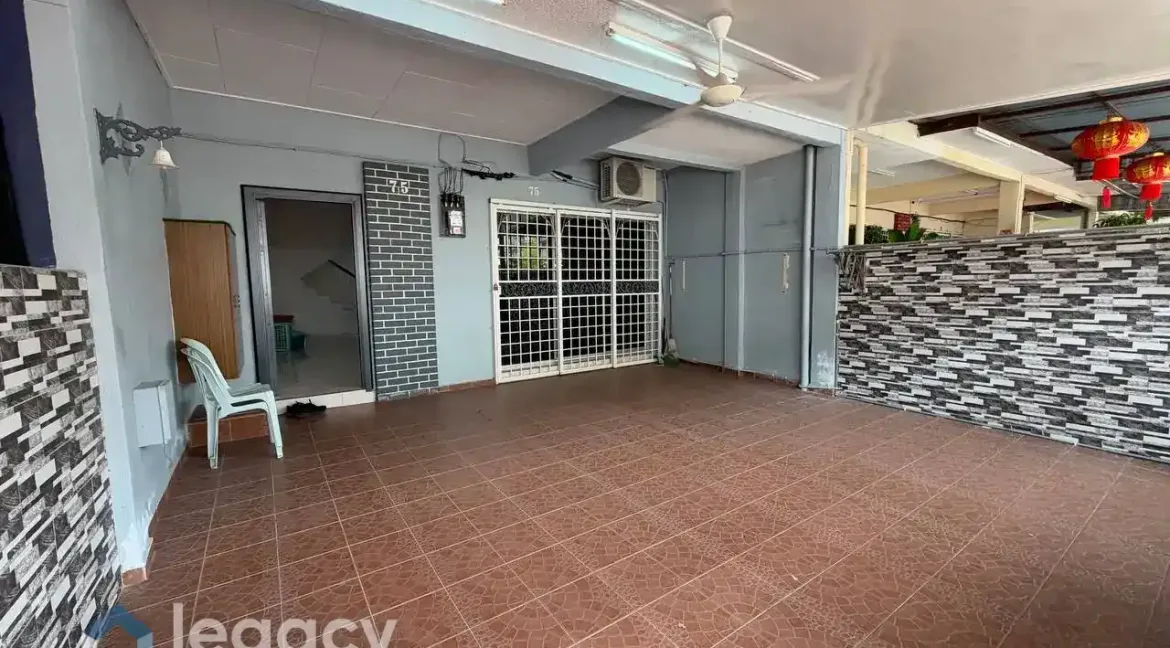 rumah-teres-2-tingkat-untuk-dijual-di-taman-bernam-baru-tanjung-malim-perak-05