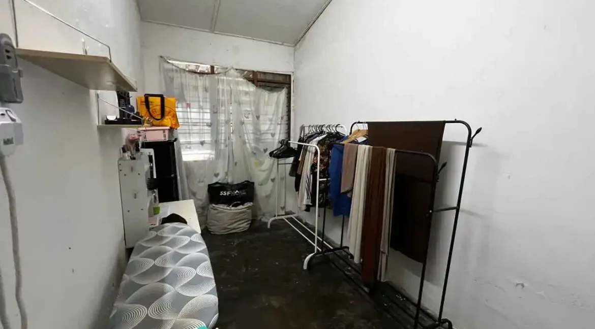 rumah-teres-setingkat-kos-rendah-untuk-dijual-di-taman-desa-pelancongan-ipoh-10