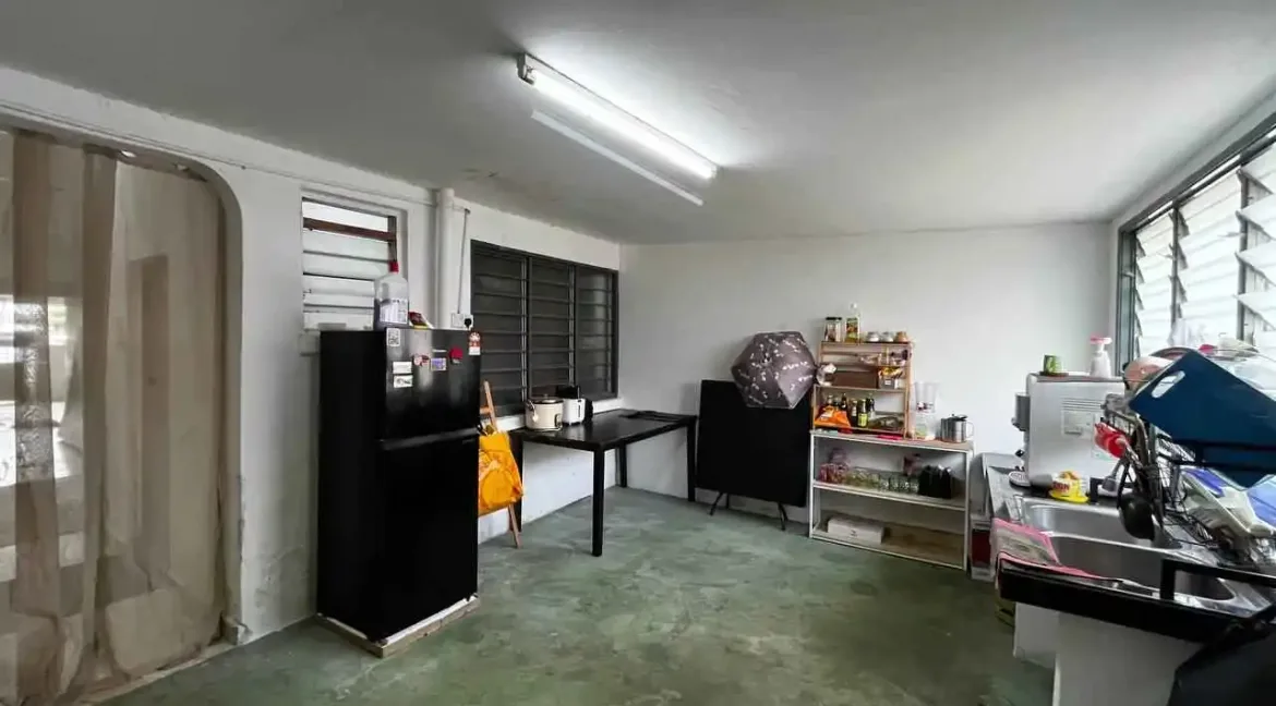 rumah-teres-setingkat-kos-rendah-untuk-dijual-di-taman-desa-pelancongan-ipoh-16