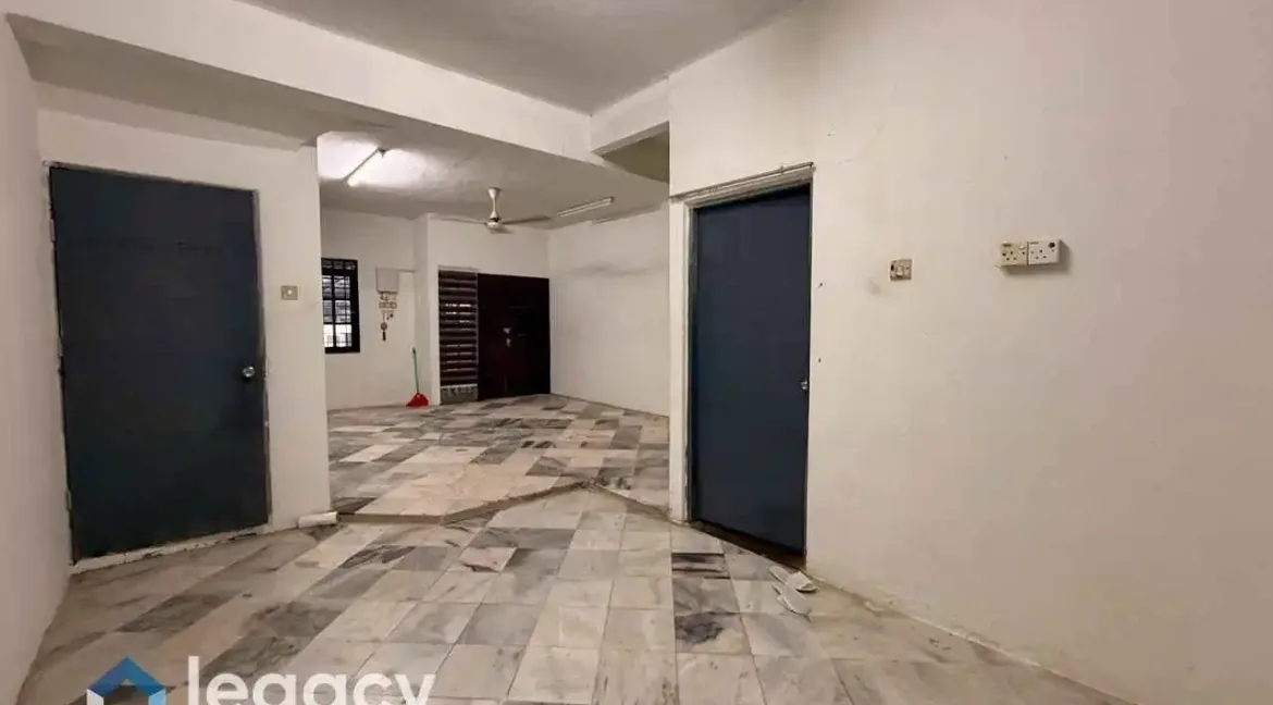 rumah-untuk-dijual-di-taman-sri-ampang-ipoh-perak-11