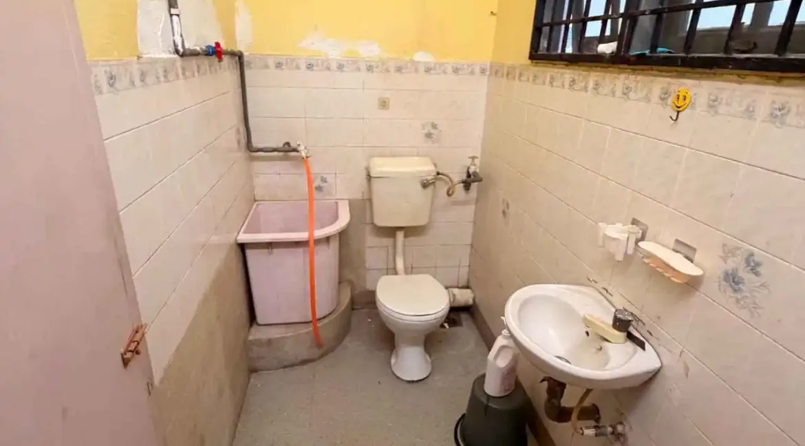 rumah-untuk-dijual-di-taman-sri-ampang-ipoh-perak-27