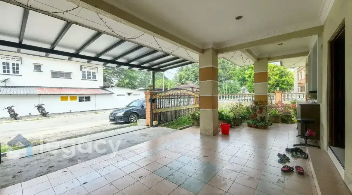 semi-d-2-tingkat-corner-lot-untuk-dijual-di-taman-teratai-kuala-kangsar-03