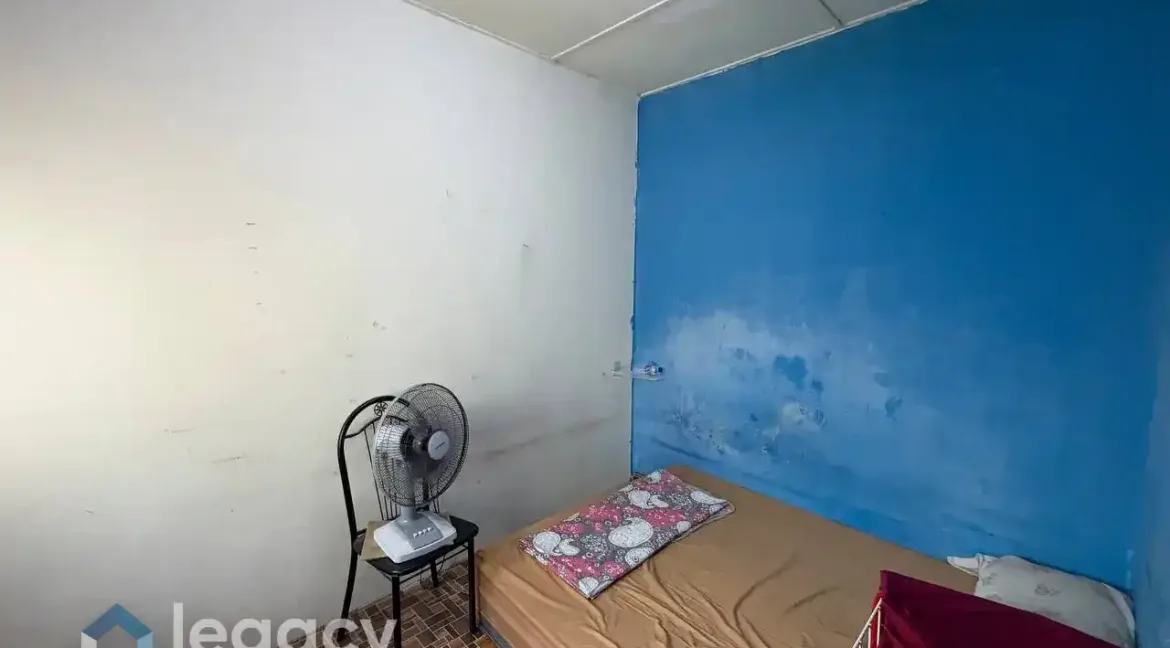 teres-2-tingkat-kos-rendah-untuk-dijual-di-taman-chepor-jaya-ipoh-08