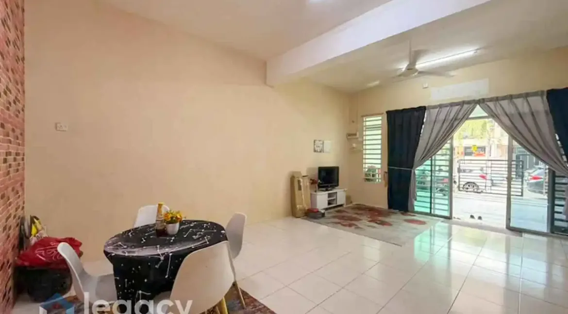 teres-3-tingkat-untuk-dijual-di-anjung-bercham-megah-ipoh-09