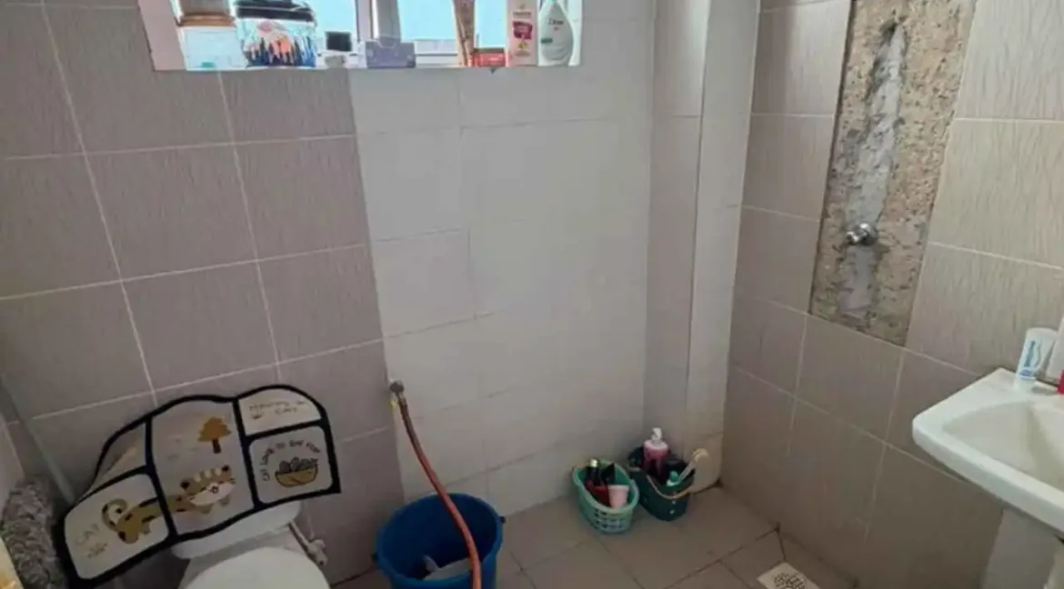teres-3-tingkat-untuk-dijual-di-anjung-bercham-megah-ipoh-18