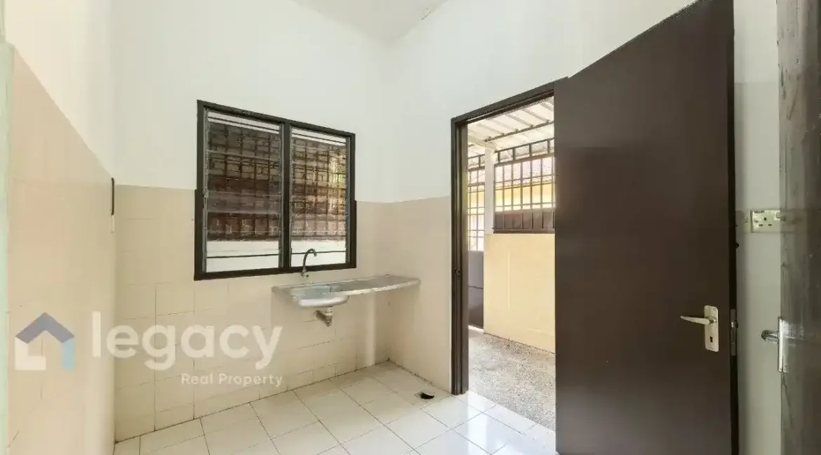 teres-setingkat-corner-lot-untuk-dijual-di-taman-klebang-putra-chemor-12