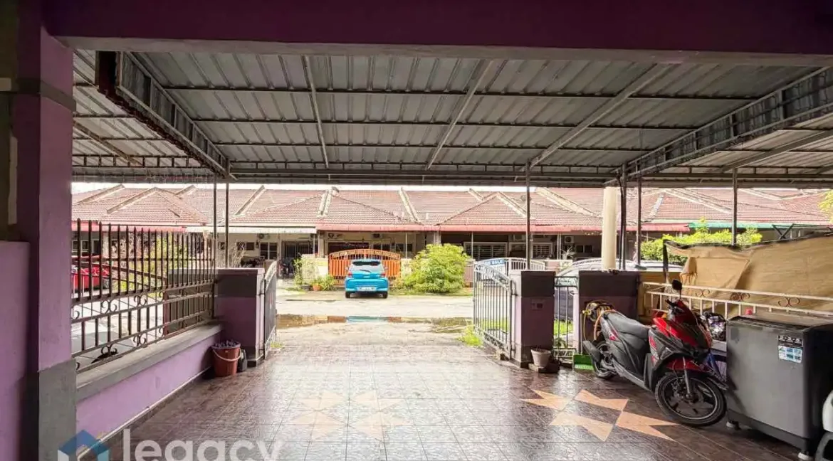 teres-setingkat-untuk-dijual-di-taman-metro-pengkalan-batu-gajah-07